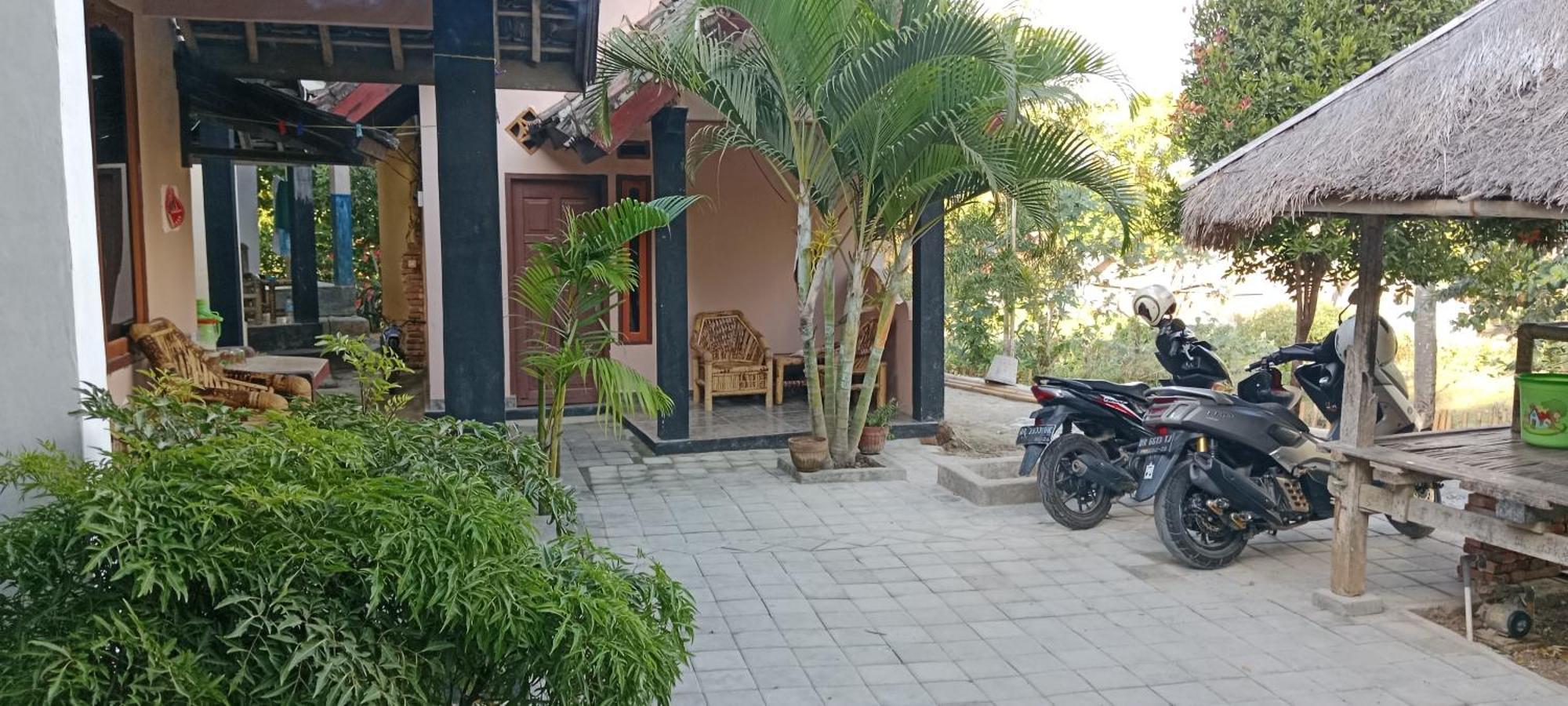 Defa Homestay Kuta  Buitenkant foto