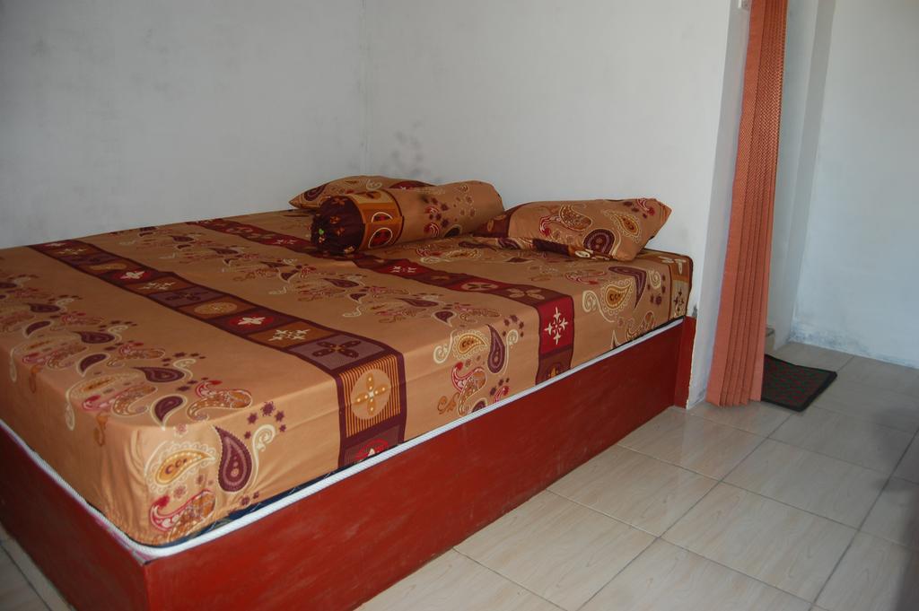 Defa Homestay Kuta  Kamer foto