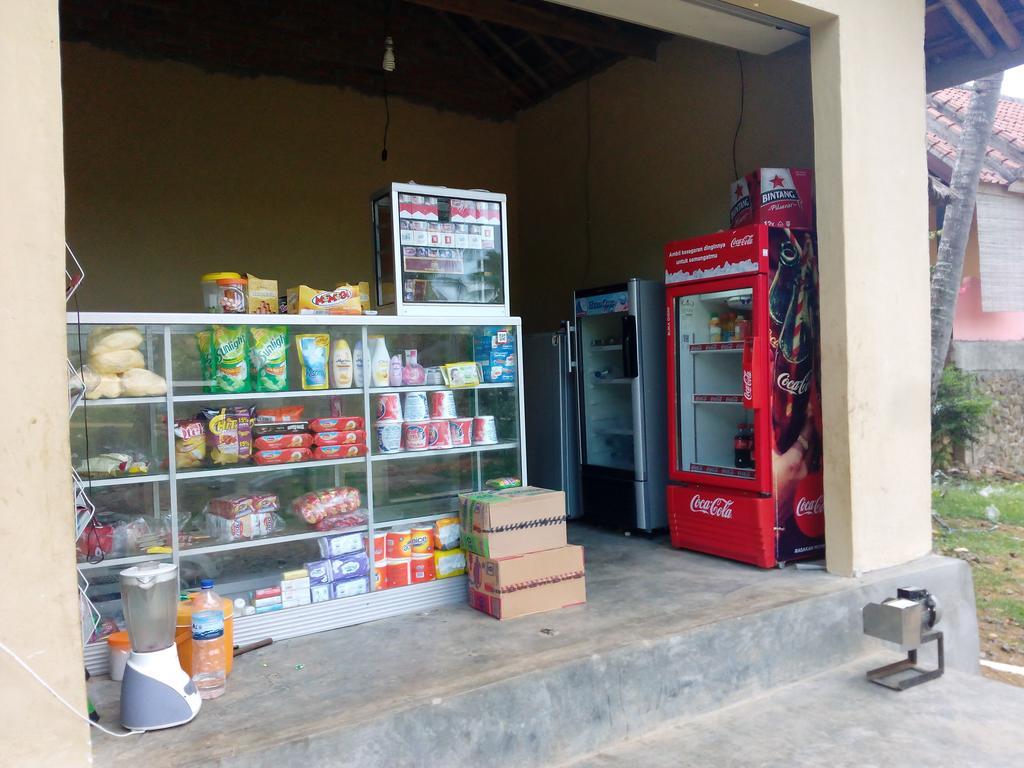 Defa Homestay Kuta  Buitenkant foto
