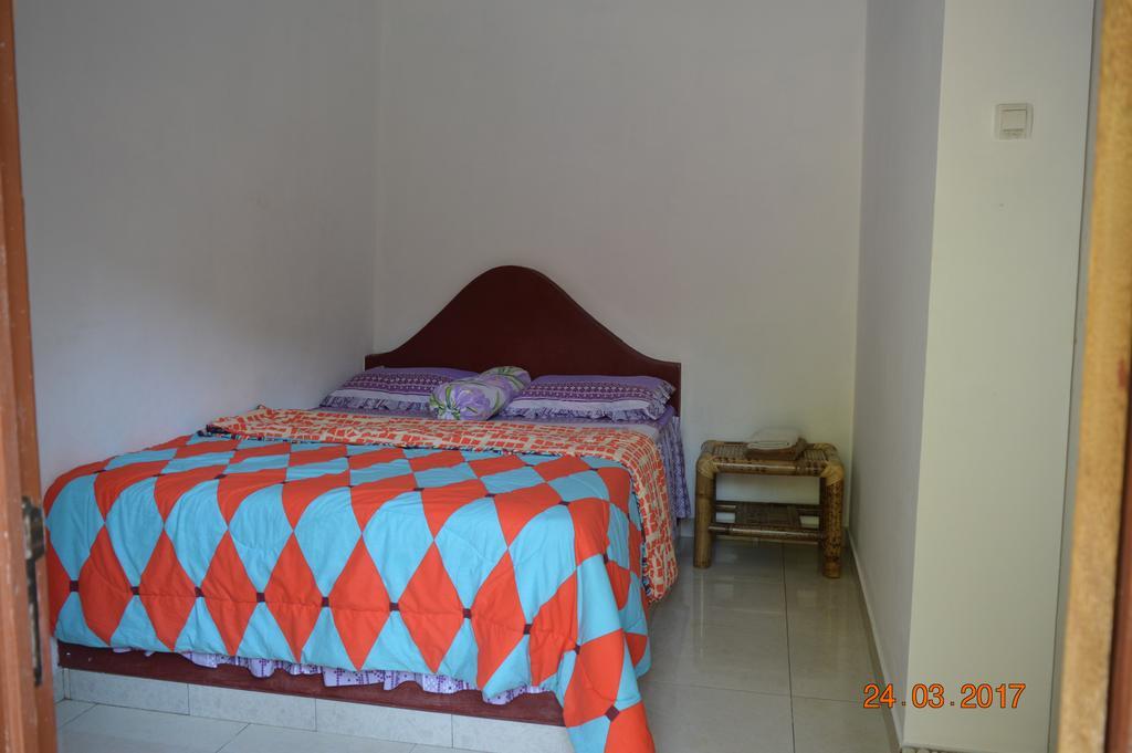 Defa Homestay Kuta  Buitenkant foto